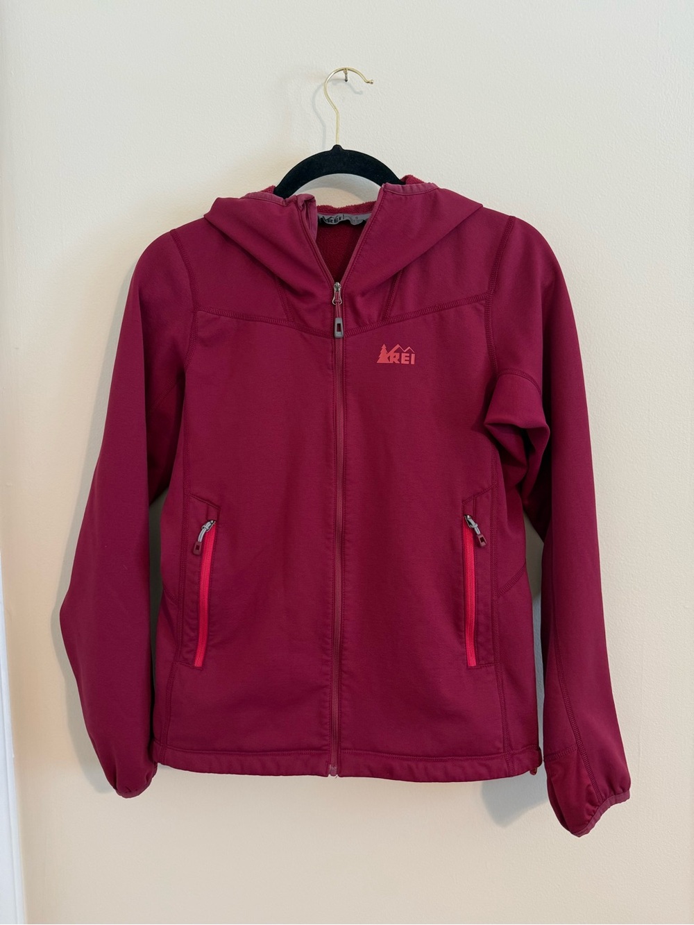 REI Full-Zip Hooded Softshell Athletic Jacket // Women’s Small